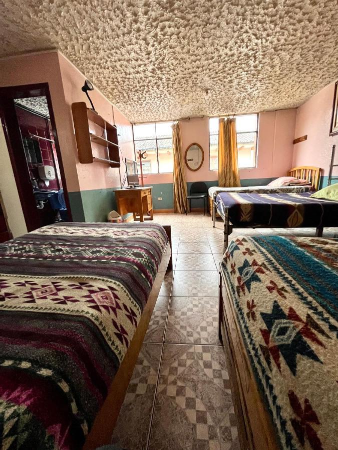 Hostal Carlos Luis Quito Eksteriør billede