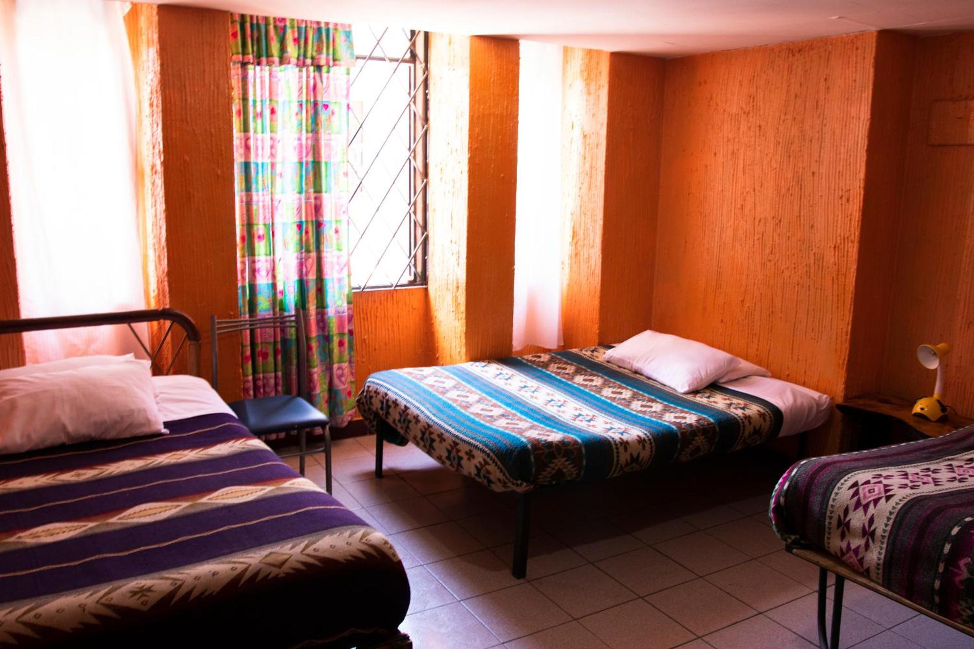 Hostal Carlos Luis Quito Eksteriør billede