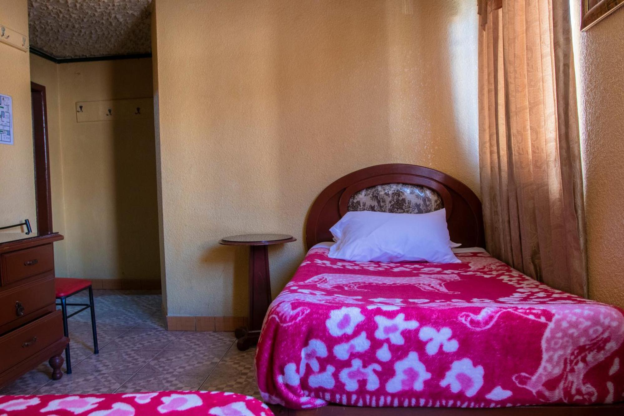 Hostal Carlos Luis Quito Eksteriør billede