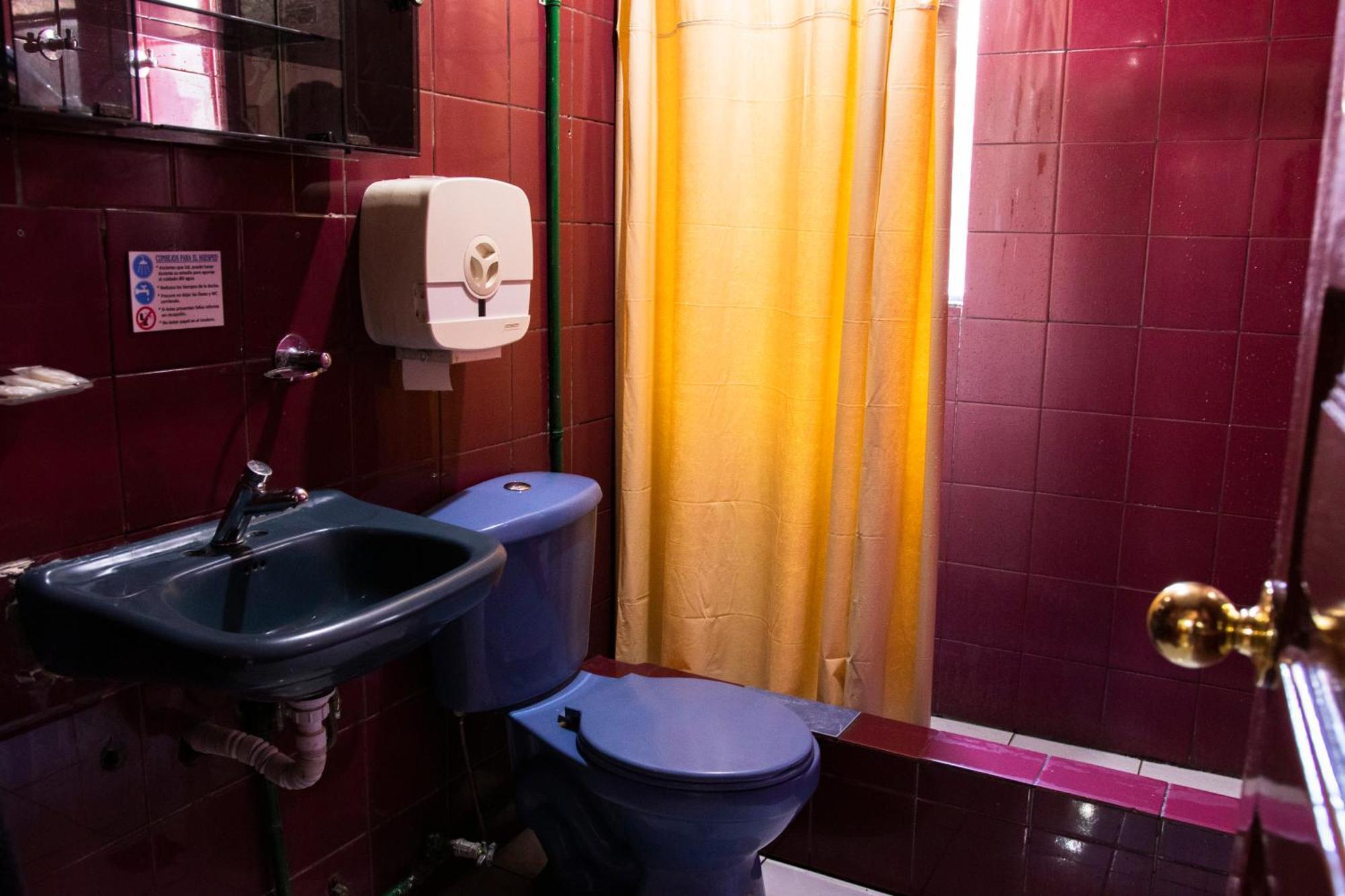 Hostal Carlos Luis Quito Eksteriør billede