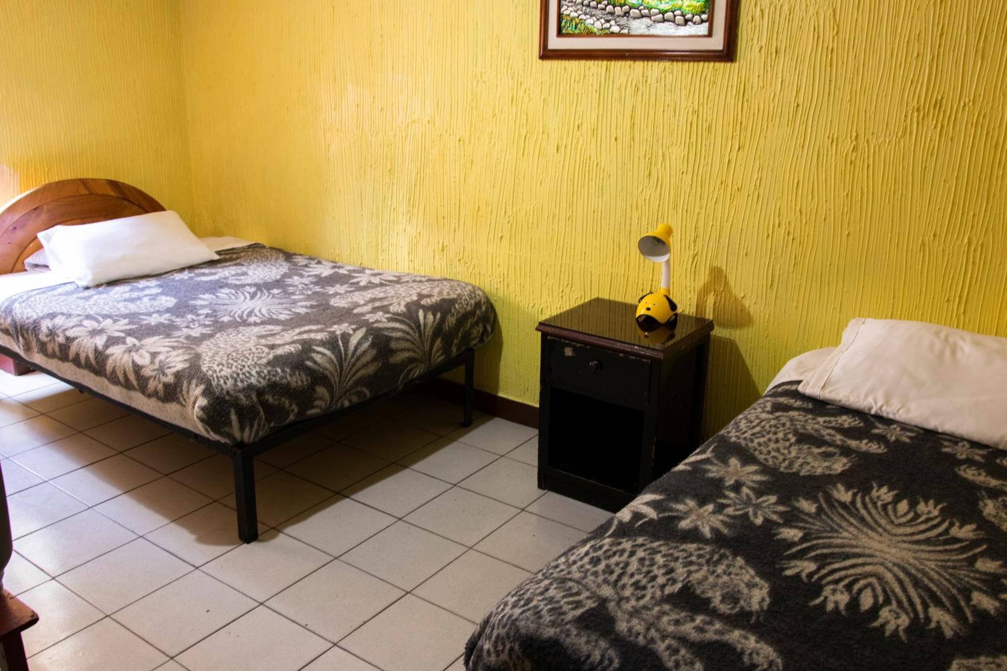Hostal Carlos Luis Quito Eksteriør billede