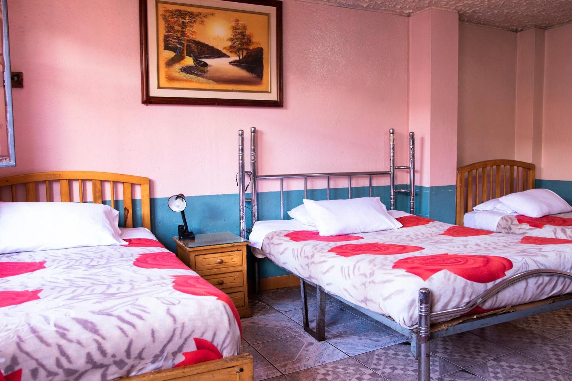Hostal Carlos Luis Quito Eksteriør billede